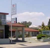 Country Comfort Cowra Countryman Motor Inn - eTourism Australia