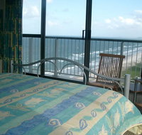 Golden Sands Holiday Apartments - eTourism Australia