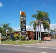 Queens Beach Motor Hotel - eTourism Australia