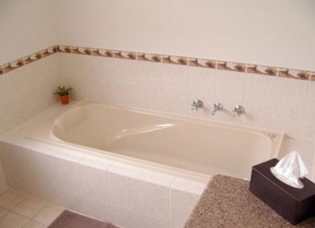 Ibis Apartments - eTourism Australia 0