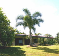 Daintree Mountain View Retreat and Vanilla Beans