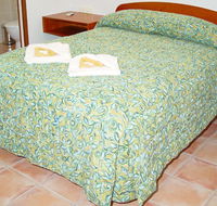 R  R  Woodgate Beach - eTourism Australia