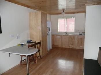 Black Gold Motel - eTourism Australia 3