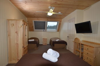 Black Gold Motel - eTourism Australia 21