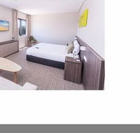 ibis Styles The Entrance