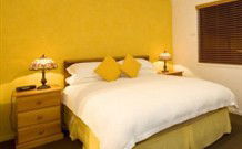 Black Gold Motel - eTourism Australia 1