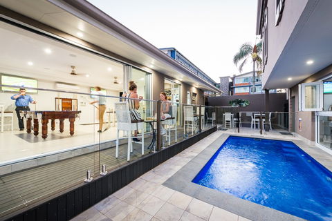 Athena Motel Apartments - eTourism Australia 5