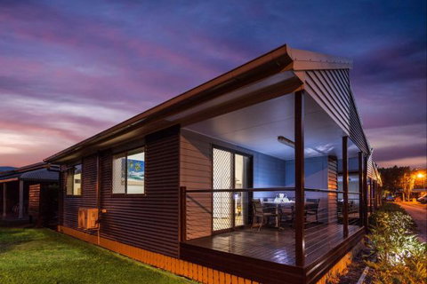 Woodgate Beach Tourist Park - eTourism Australia 2