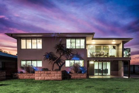 Woodgate Beach Tourist Park - eTourism Australia 8