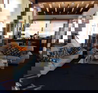 Cloud 9 Alpine Lodge