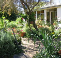 Warren Grange Farmstay and Bed  Breakfast - eTourism Australia