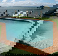 Moreton Bay Beach Lodge - eTourism Australia