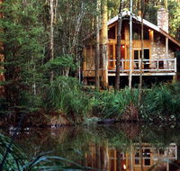 Woodlands Rainforest Retreat