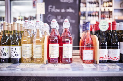 Queen Victoria Market Ultimate Foodie Tour - eTourism Australia 9