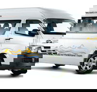 11 Seat Minibus  Brisbane Airport - Sunshine Coast Private Transfer