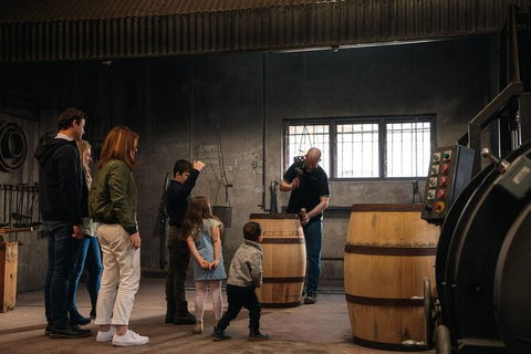 Yalumba Cooperage Tour - eTourism Australia 10