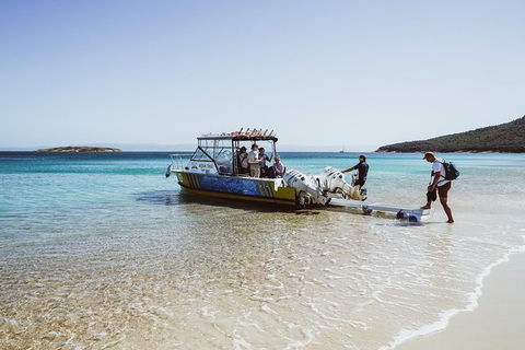 Sea & Explore Wineglass Bay & Freycinet National Park - Cruise & Walk - eTourism Australia 3
