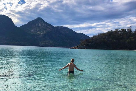 Sea & Explore Wineglass Bay & Freycinet National Park - Cruise & Walk - eTourism Australia 2