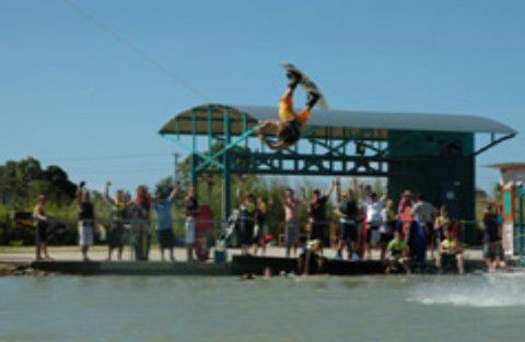 Cable Ski Cairns - eTourism Australia 0