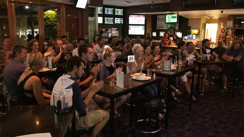 Based Comedy At The Dog And Parrot Tavern - eTourism Australia 1