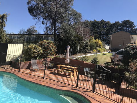 Hideaway Motor Inn Armidale - eTourism Australia 3