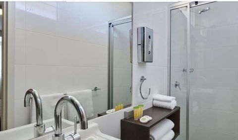 Ibis Styles Canberra Tall Trees - eTourism Australia 3