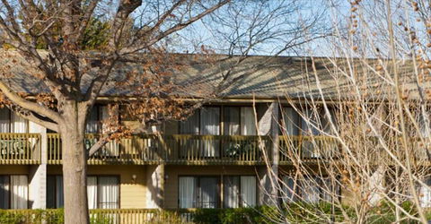 Ibis Styles Canberra Tall Trees - eTourism Australia 0