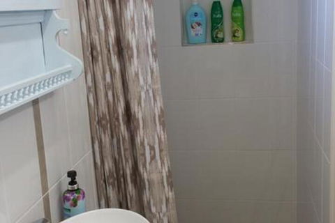 Birdhouse Cottage B & B - eTourism Australia 2