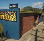 Bunkhouse Motel - eTourism Australia