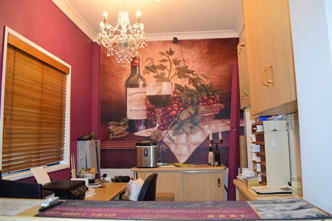 Warwick Vines Motel - eTourism Australia 1