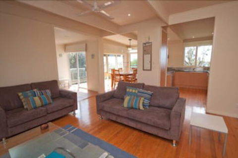 Nakarra - eTourism Australia 0