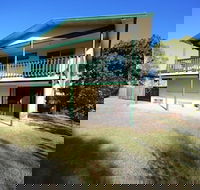 Sunseekers at Hat Head