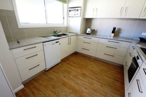 Briney Mia At Hat Head - eTourism Australia 2