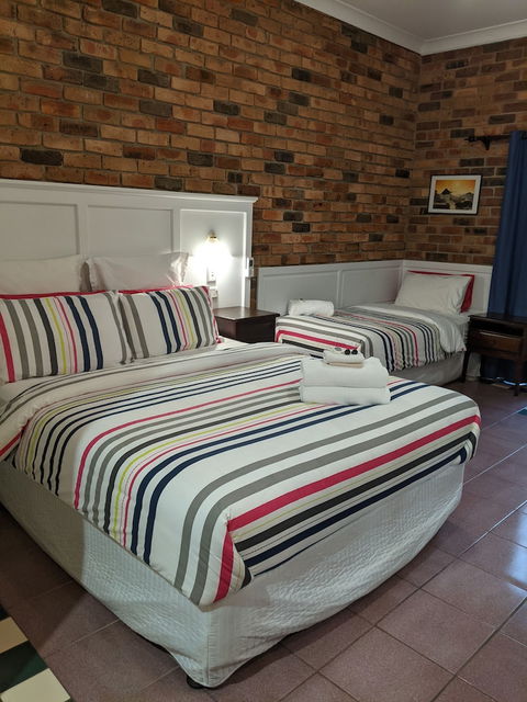 Ettalong Beach Tourist Resort - eTourism Australia 3