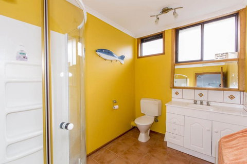 HOLIDAY On NAUTILUS INVERLOCH - eTourism Australia 6