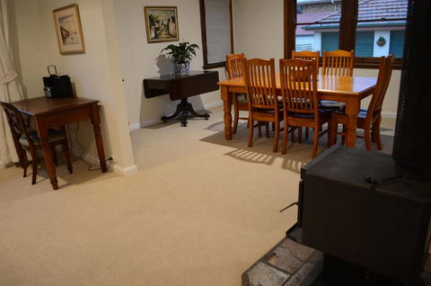 Coolamon On Marsh Armidale - eTourism Australia 6