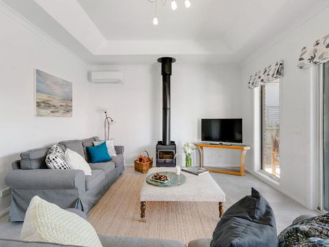 Venice On The Beach - eTourism Australia 1