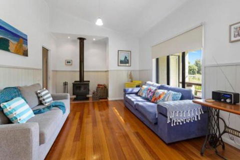 MERMAIDS On MARENGO Large Home With Wifi - eTourism Australia 0