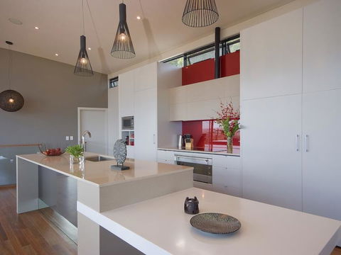 The McLaren Eye Holiday House - eTourism Australia 1