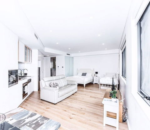 B08-darling Harbour Studio - eTourism Australia 6