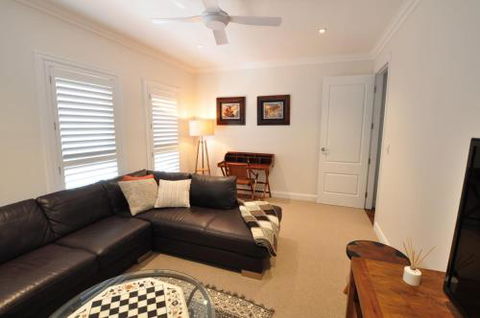 A Home Like Few Others - eTourism Australia 5