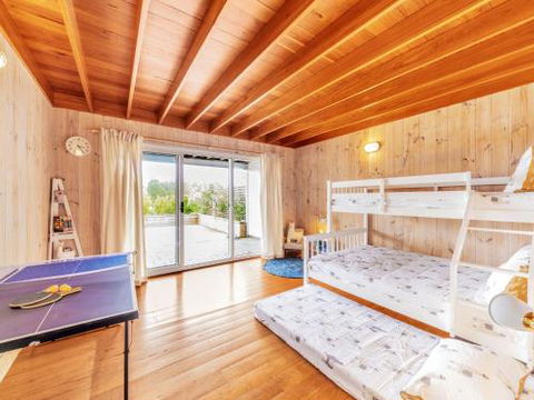 VINCES LANDING OLD EROWAL BAY 4pm Check Out Sundays - eTourism Australia 1