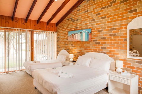 Crescent Head Resort & Conference Centre - eTourism Australia 5