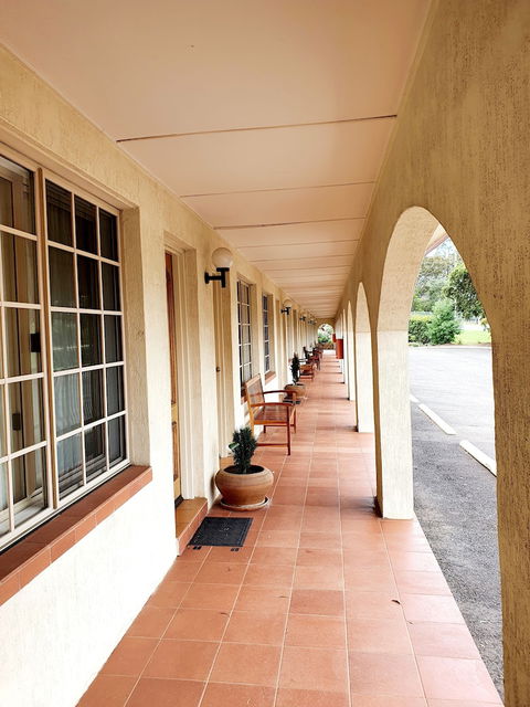 McNevin's Warwick Motel - eTourism Australia 2