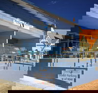 Penguin Beachfront Apartments - eTourism Australia