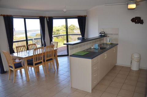 Horizon Lodge - eTourism Australia 2