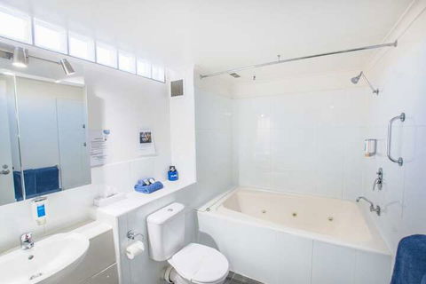 MAS Country Riverboat Lodge Motor Inn - eTourism Australia 7