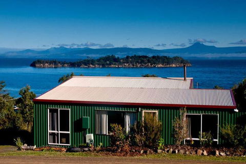 Discover Bruny Island Holiday Accommodation - eTourism Australia 6