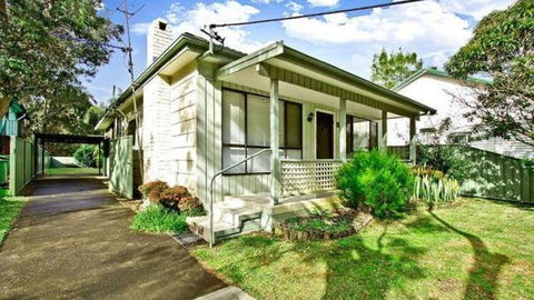 Ocean Beach Cottage - eTourism Australia 6