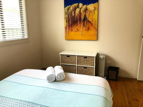 Ocean Beach Cottage - eTourism Australia 2